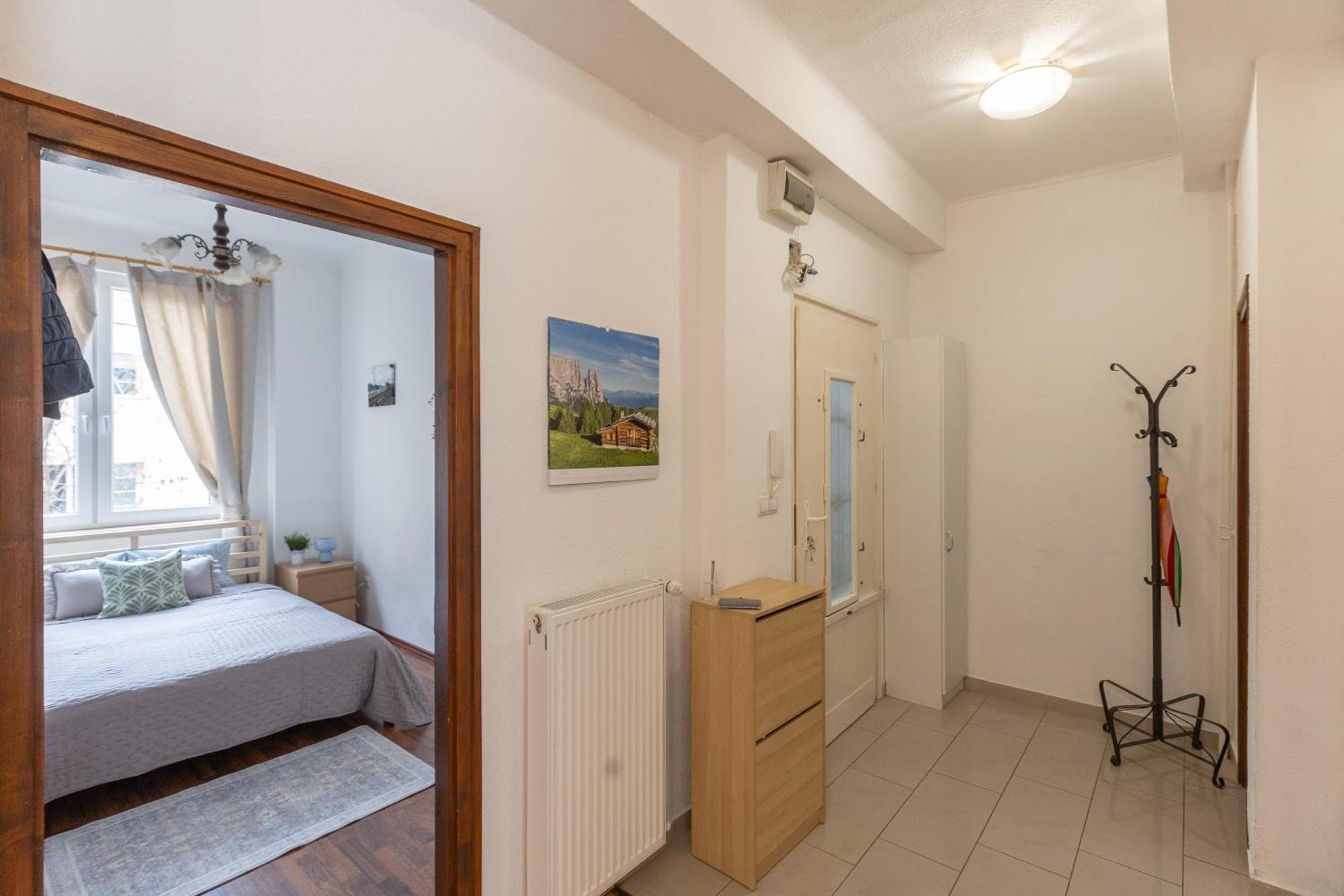 Riverside Balcony Apartment With View To Danube Budapeste Exterior foto